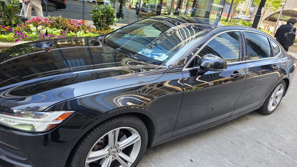 Black Volvo Luxury Sedan | Premium Chauffeur Service in Chicago